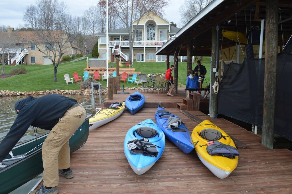 BOAT DOCK