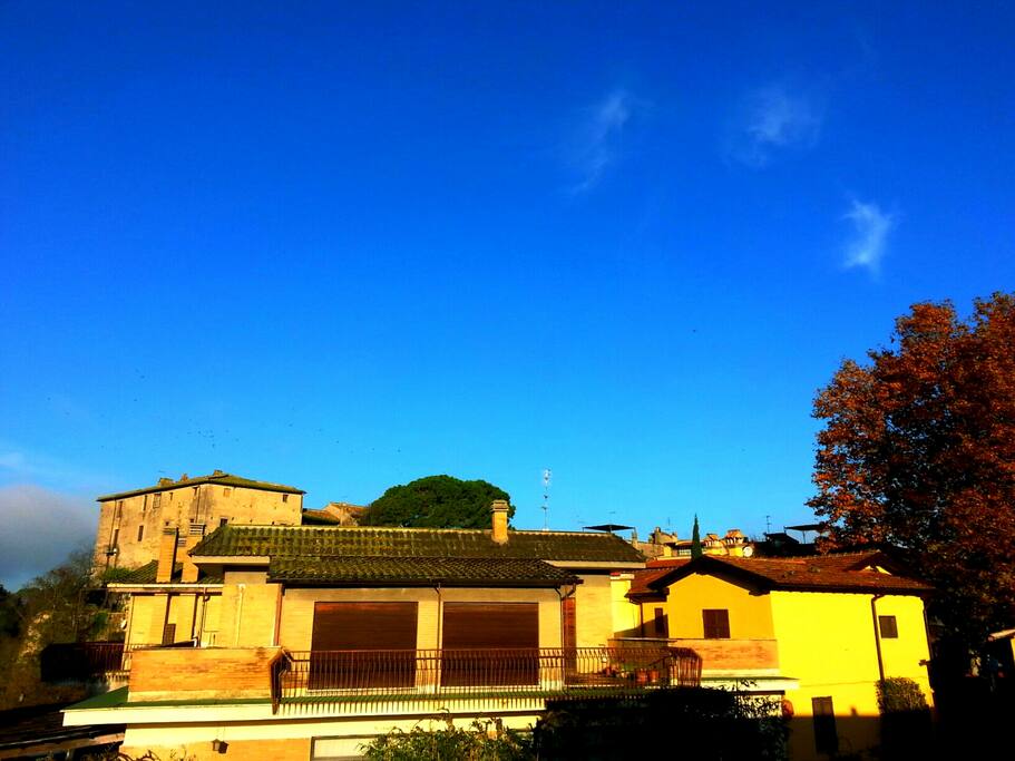 CIELO SOPRA BORGO