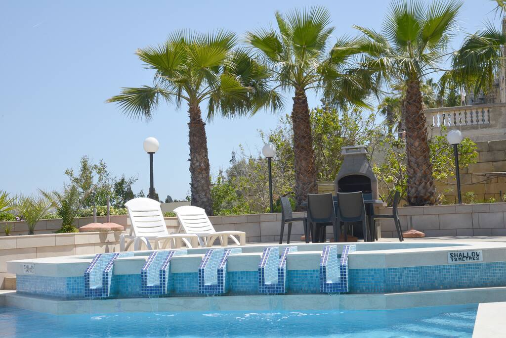 Children pool and BBQ area