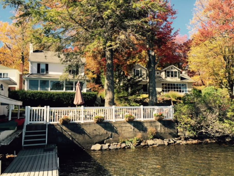 LochNest... Your Lakeside Abode on Newton Lake Houses for Rent in