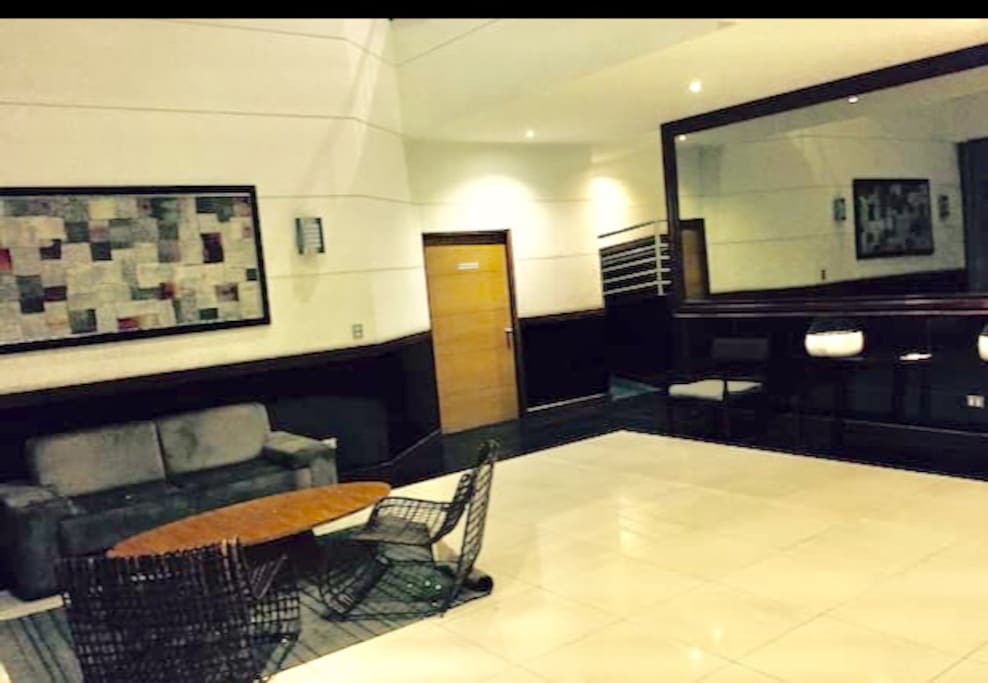 Hall acceso edificio