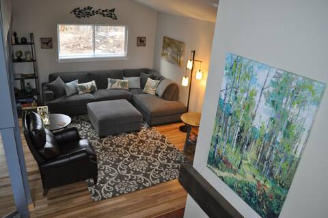 3 BR House-Walk to Trails, Breweries, Restaurants