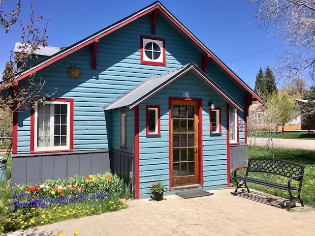 Cozy home in downtown Steamboat Springs
