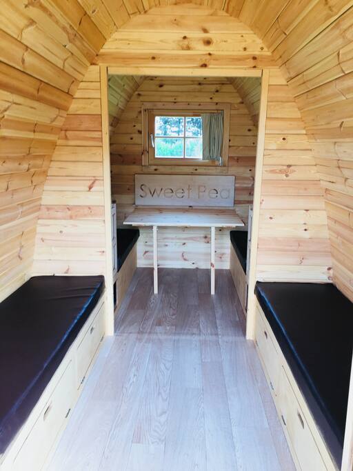 Sweet Pea Pod Interior