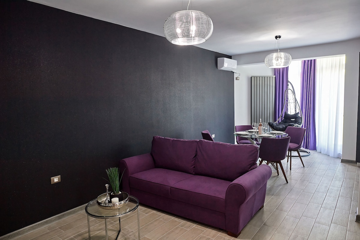 Aqua Vista Purple Pearl Alezzi Beach Resort — Apartment — vacation rental at Alezzi Beach Resort, Mamaia Nord, Constanța, Romania — property photo 5 | Aqua Vista Rentals