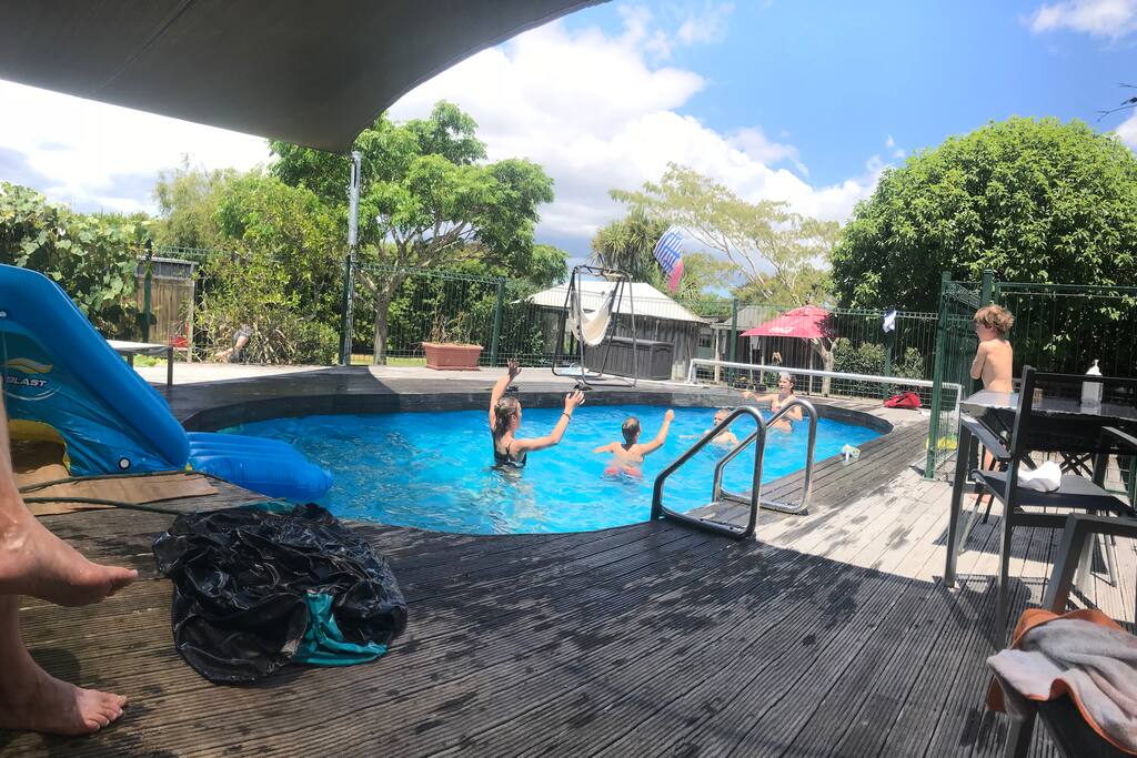 pool (not heated)