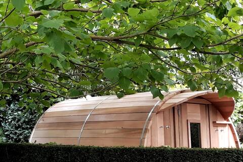 18p | Sauna in big Garden | Homecinema + XL Screen