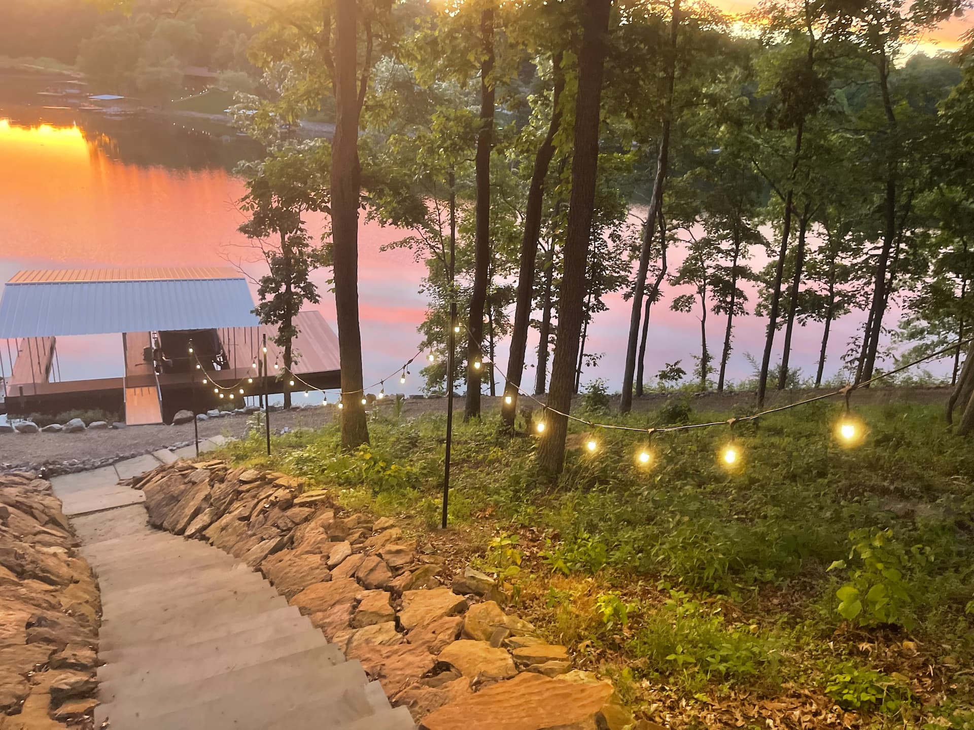 Secluded Lakefront Lodge | Forest Views + Kayaks