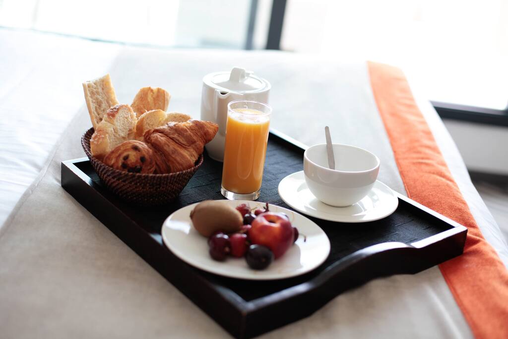 Petit-déjeuner en chambre (en supp)