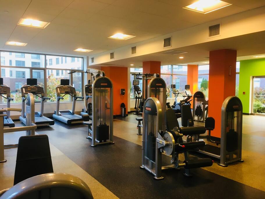 24-7 gym on the ground floor