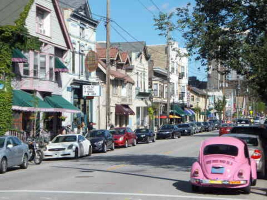 Captures the old charm of the shops and restaurants on Brady Street!!