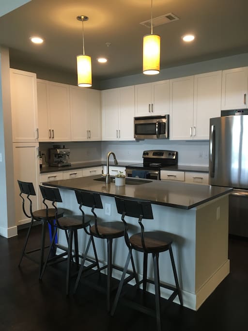 Full kitchen
