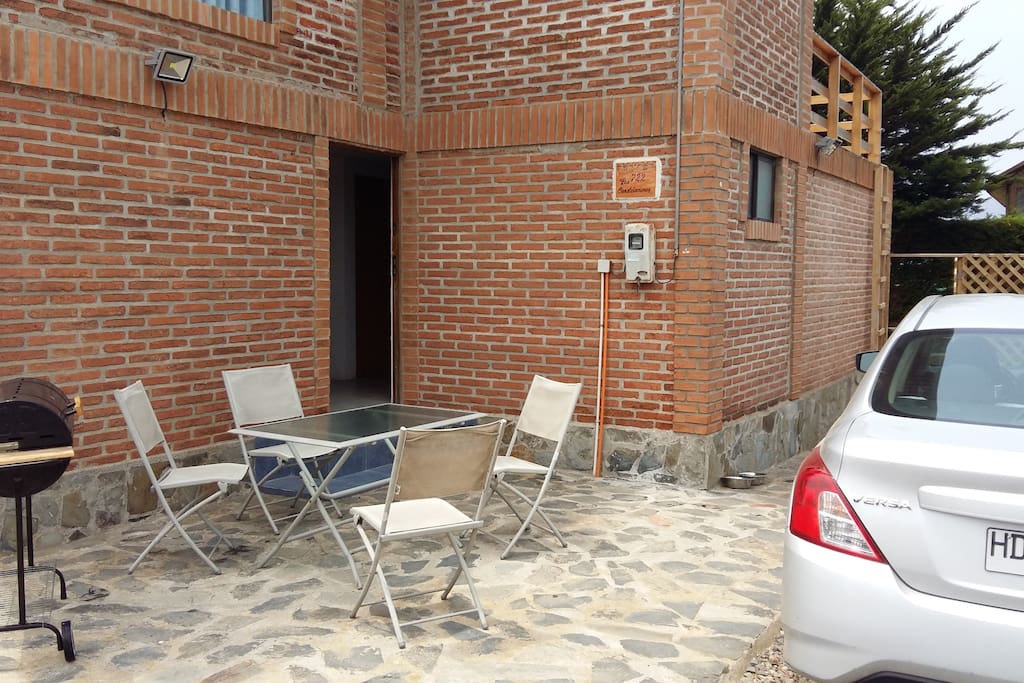 Terraza de entrada principal
