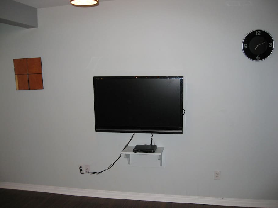 40 inch tv with PVR