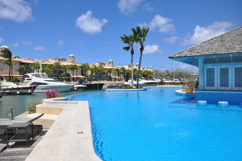Community Pool, with complimentary sun beds and umbrellas
