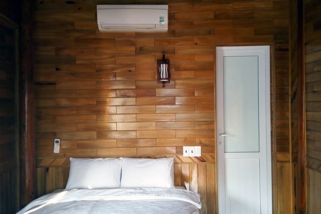 Double bed with ensuite bathroom