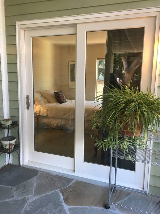 Private Entrance