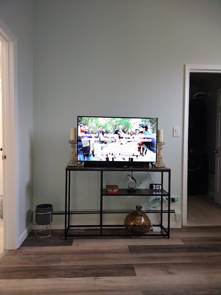 Private  Room 1 Bath Apartment - Massapequa, NY