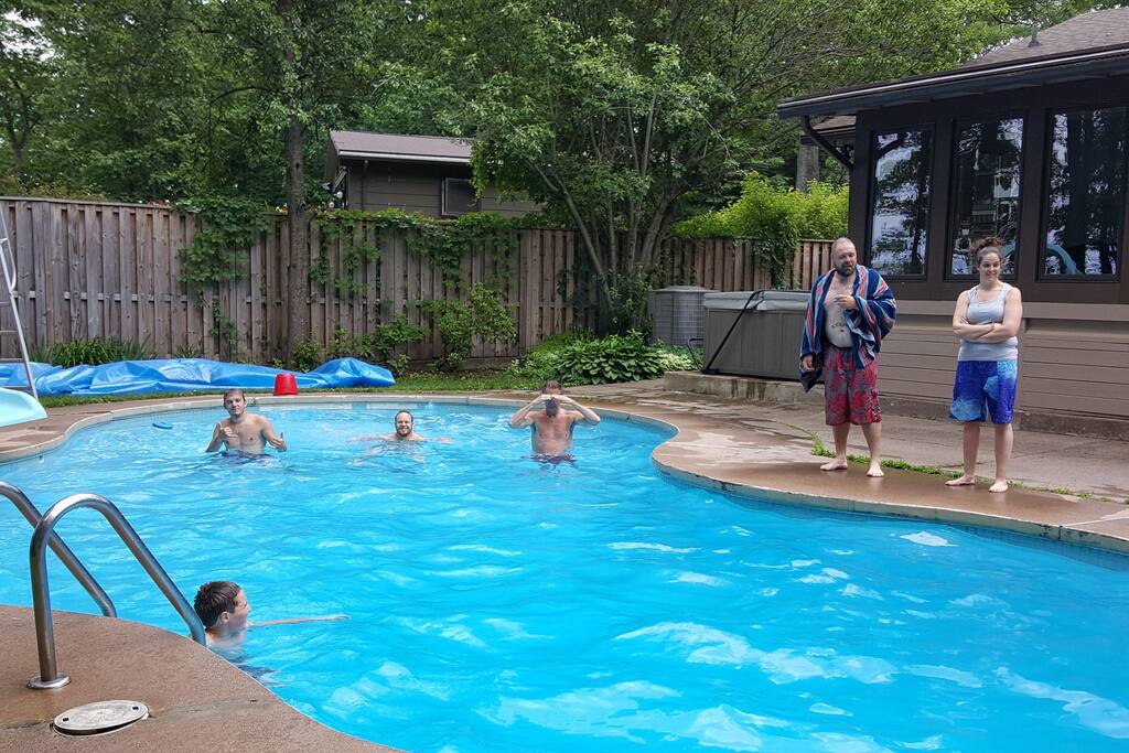 Heated swimming pool 85 degree water temp.