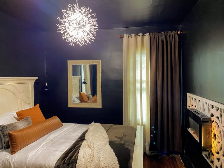 2nd floor Master Bedroom (2nd of 3 bedrooms on 2nd floor)