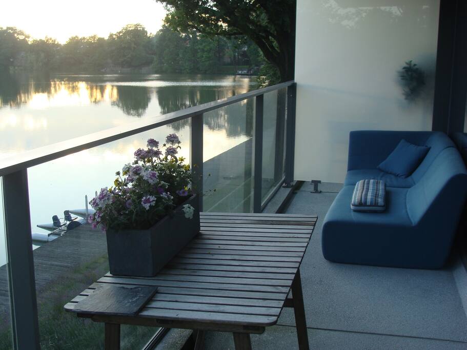 Sofa on the Balcony (South)