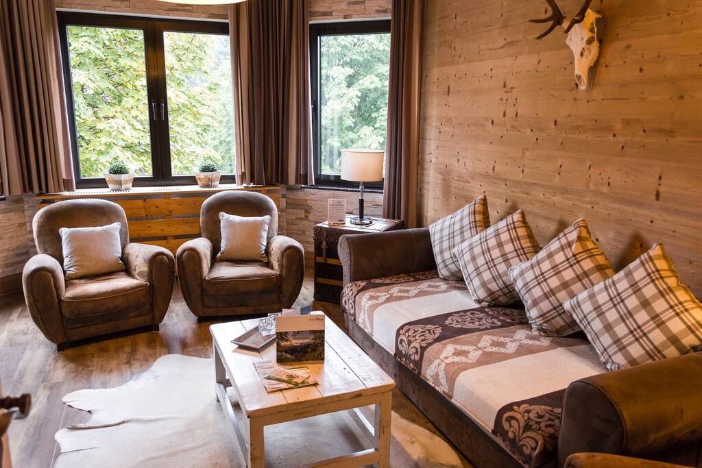 Wohnzimmer mit Sitzgruppe