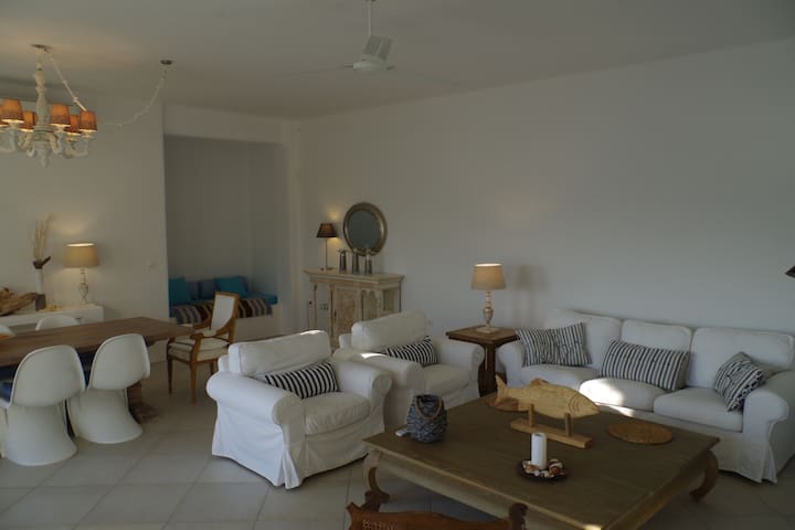 Paros Cyclades Blue Villa sea front in Naoussa gallery image 5