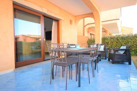 Palau, terraced villa a stone's throw from the sea