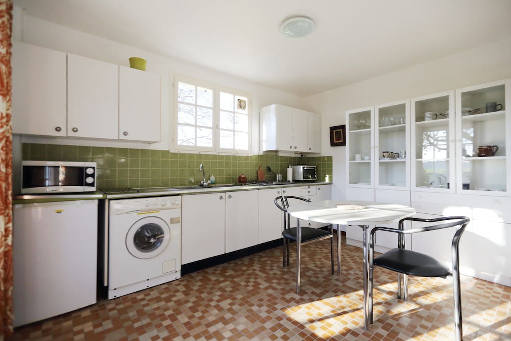 Fully independant unit with washer/dryer