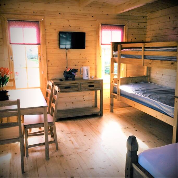 Plenty of open space in room