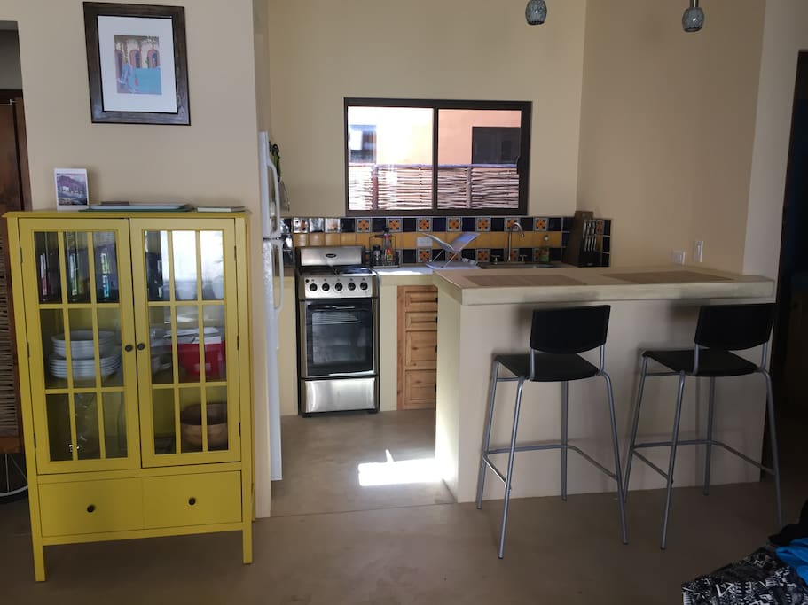 Fully equipped kitchen.