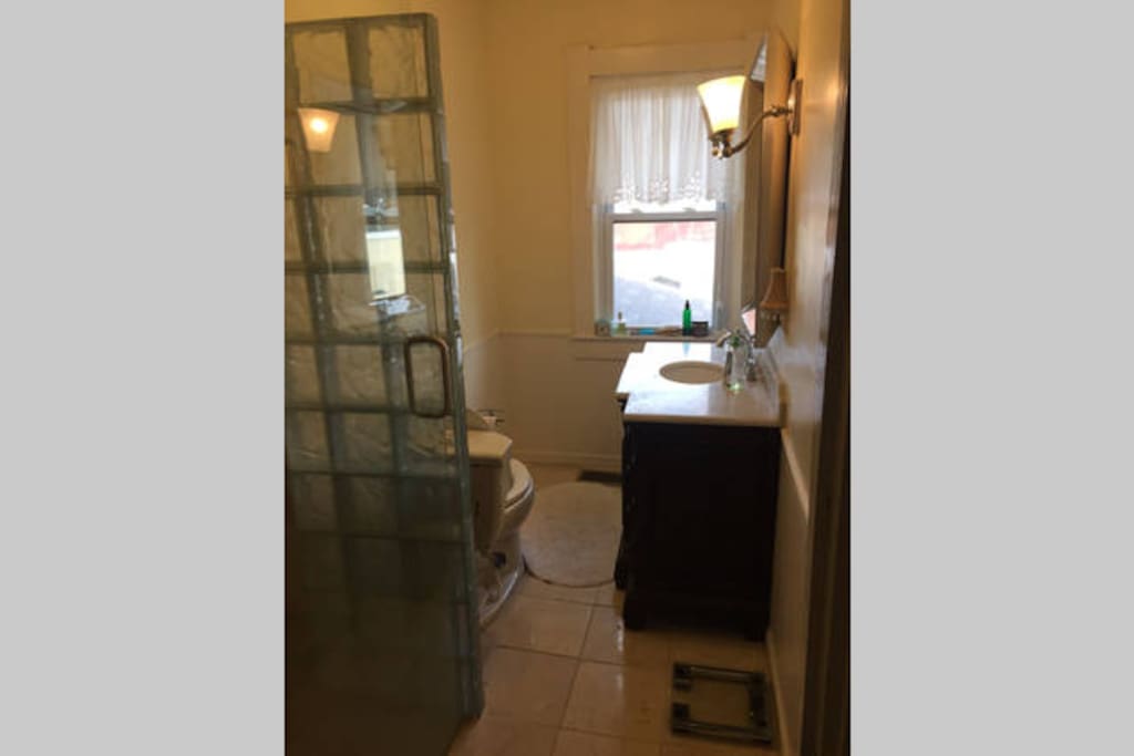 Upstairs Bathroom