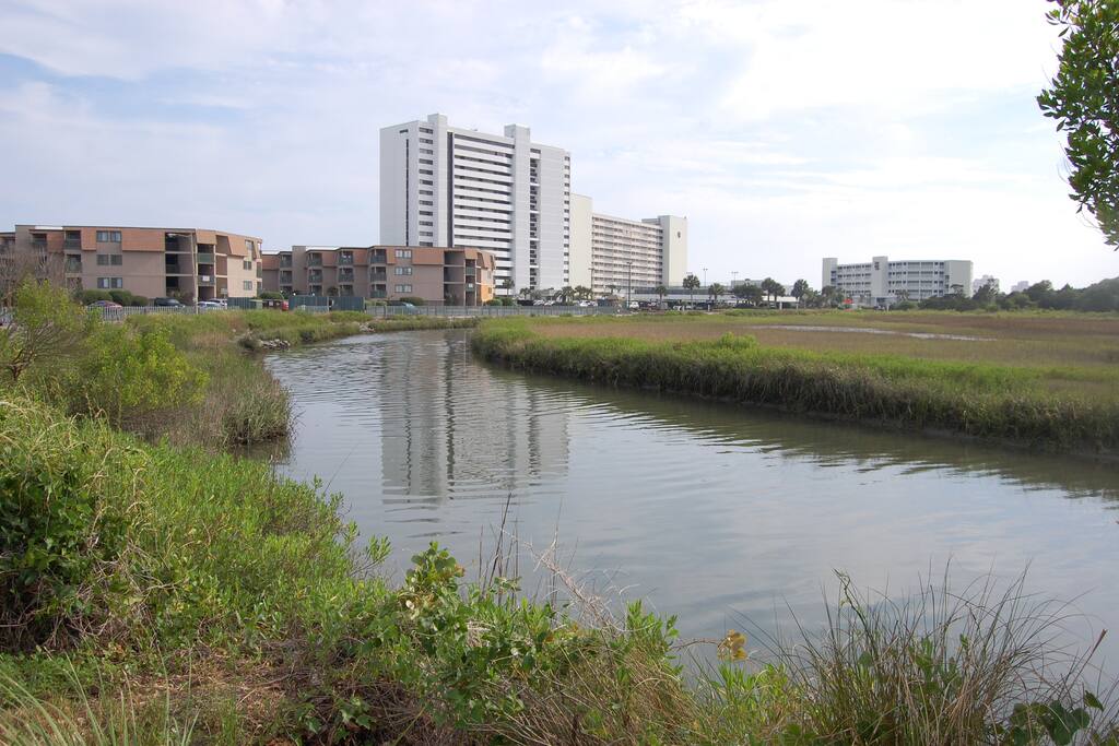 Outdoors,River,Water,Pond,Building