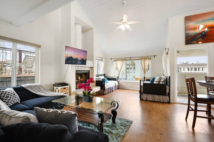 MB HOUSE by Sand – Amazing Location gallery image 3