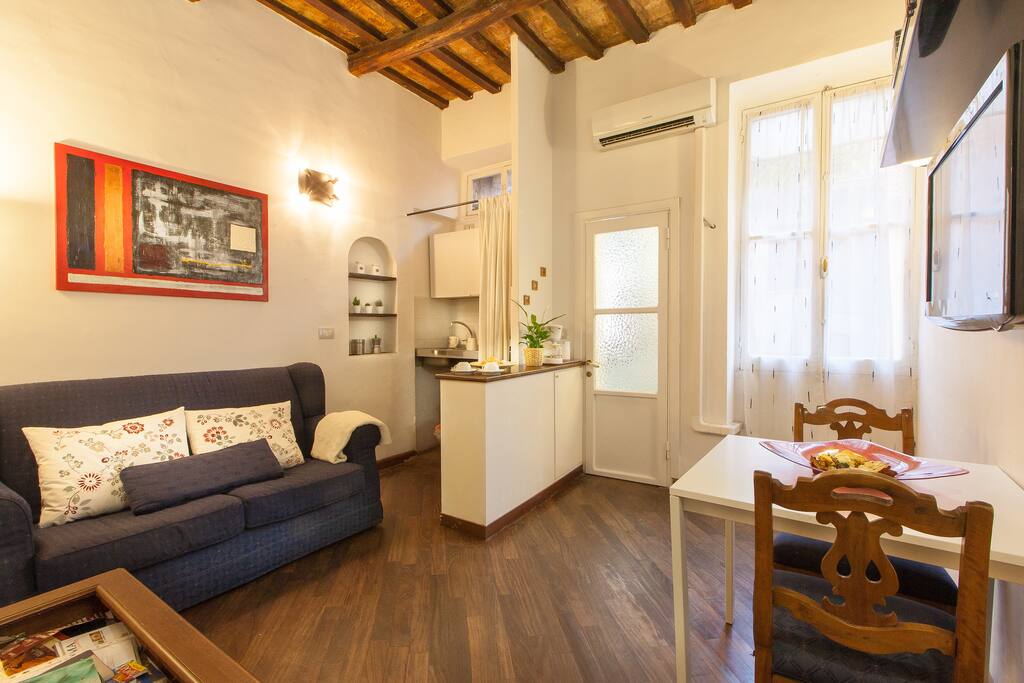 Living Room
sofa
Kitchenette