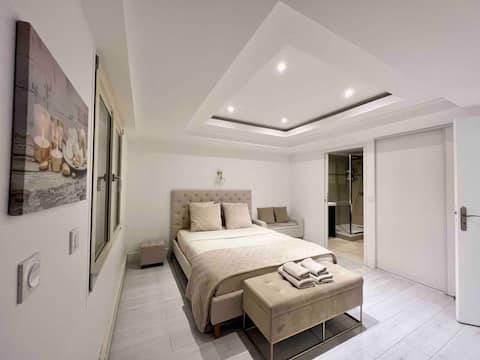 Modern flat  - Direct line - Central Paris