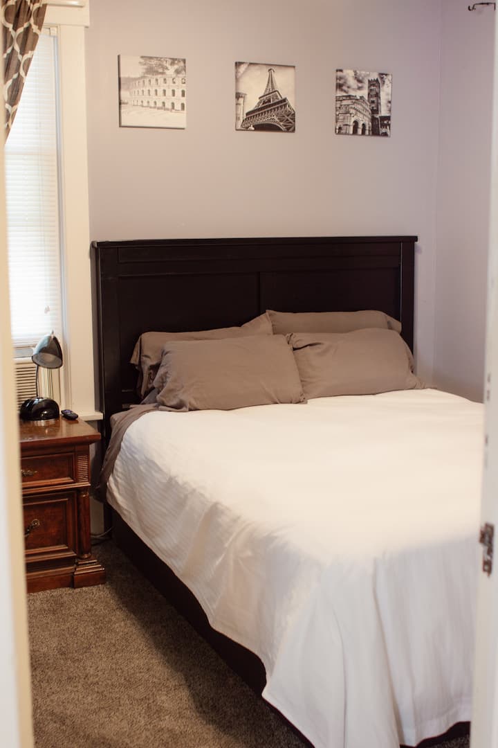 საძინებელი 1