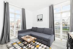 Stylish+with+Open+Views+Central+Apartment
