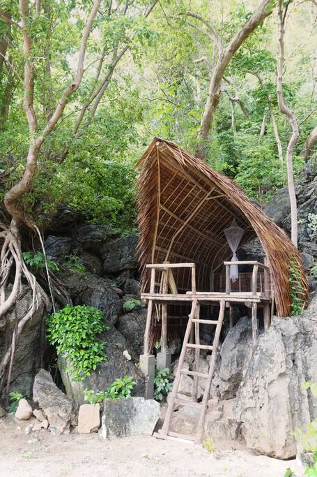 Hut