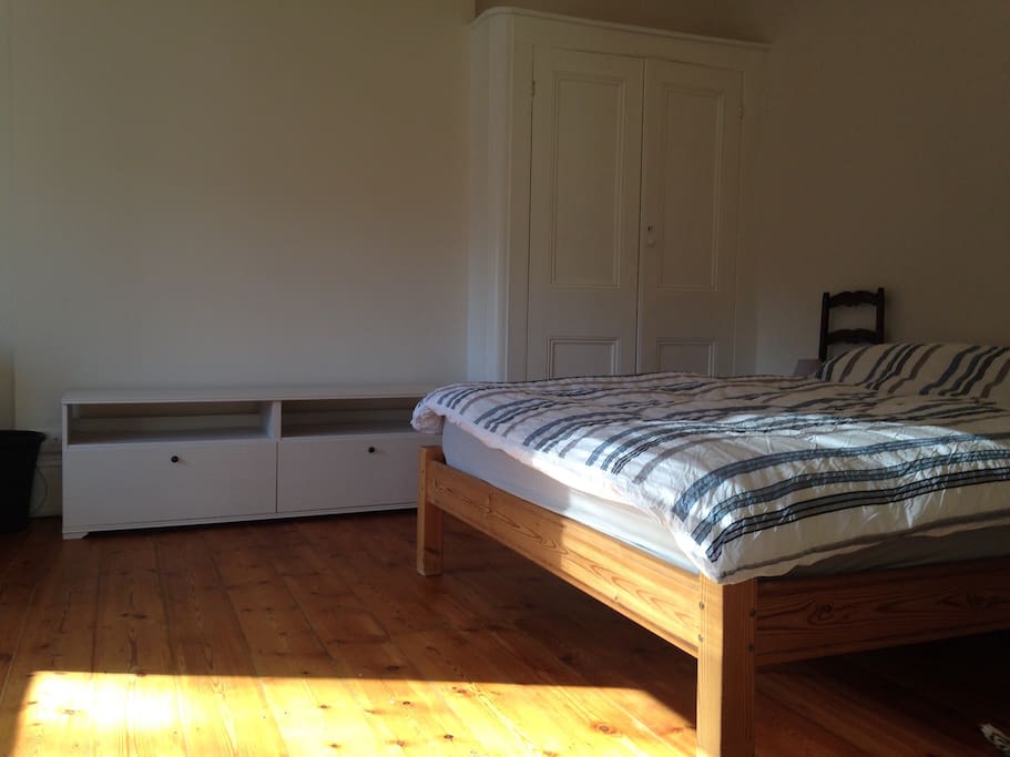 Large double bedroom #1