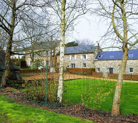Ty Sioul cottage in a quiet countryside location