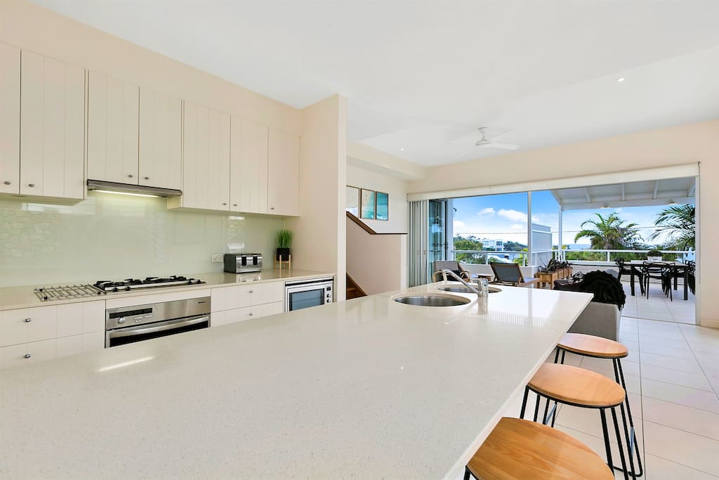 Fully equipped kitchen