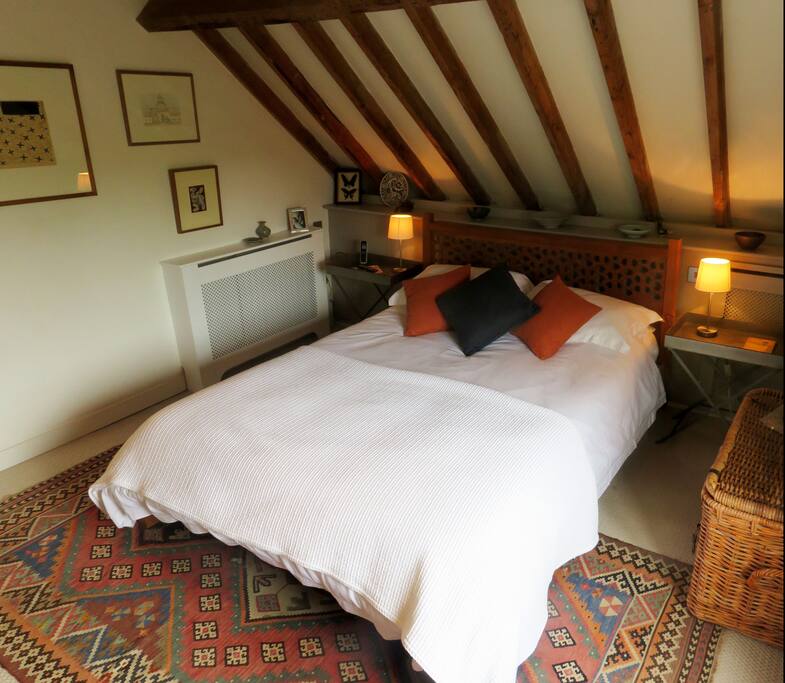 Beamed Bedroom with King Size Bed and Internet TV