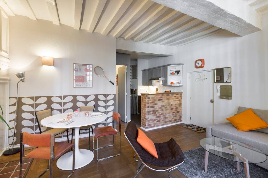 La table à manger conviviale pour déguster vos repas