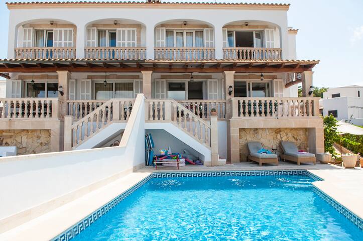 Smile Villas managed Airbnb listing 3