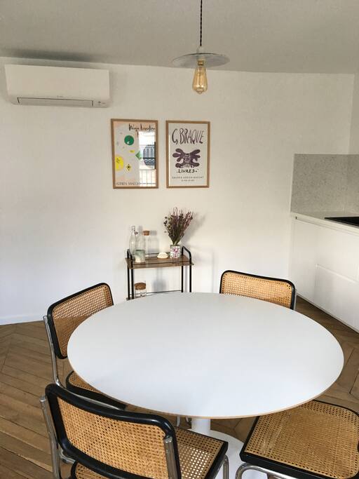 Cozy dining room