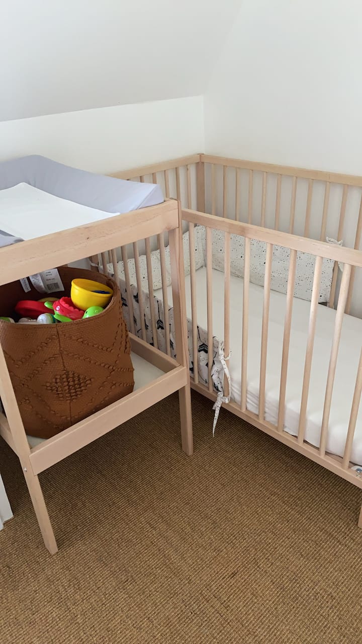 غرفة النوم 2: سرير + 160 × 200 سرير عند الطلب