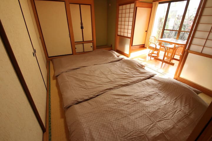 寝室2
