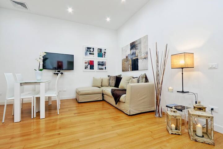 DEZA cozy place Piazza del Popolo 1+2 gallery image 5