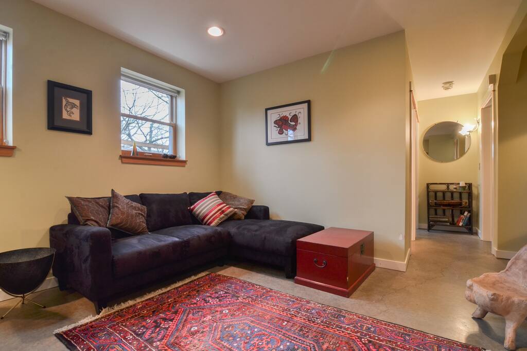 Living / lounge area.
